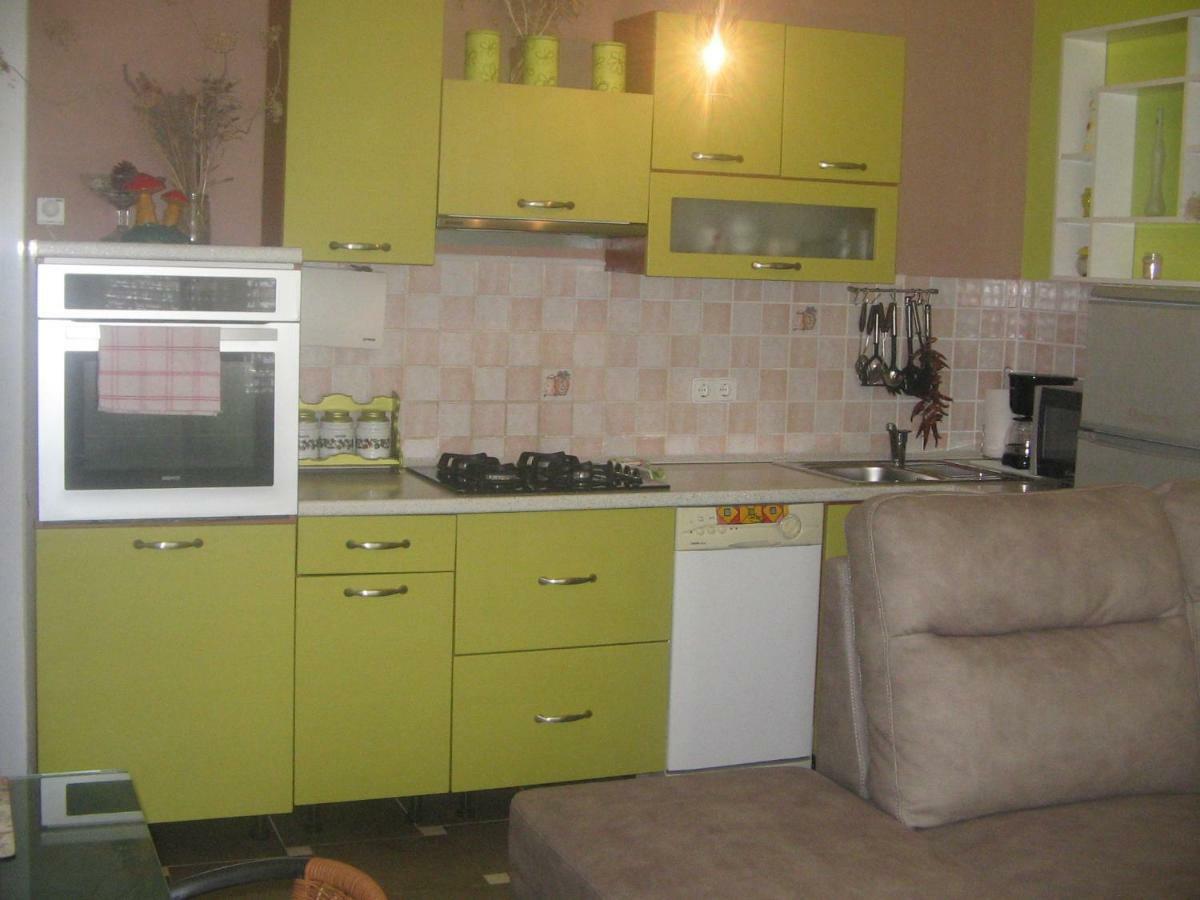 Apartman Karla Lejlighed Crikvenica Eksteriør billede